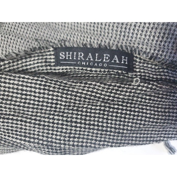 Shiraleah Chicago Houndstooth Plaid Striped Fringe Knit Scarf Neckwarmer Wrap - Picture 7 of 7